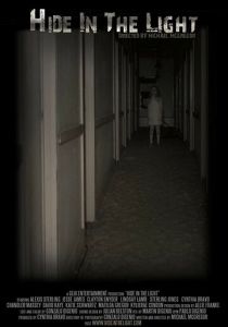 Прячься на свету 2018 скачать торрентом